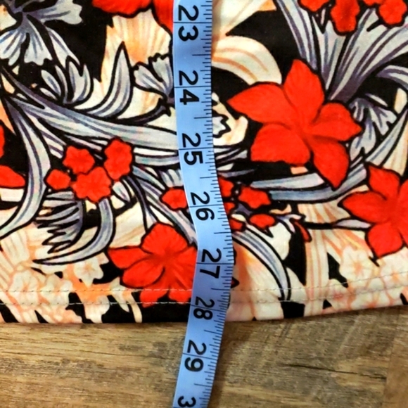 Boutique Women's tunic top size M - Picture 13 of 15